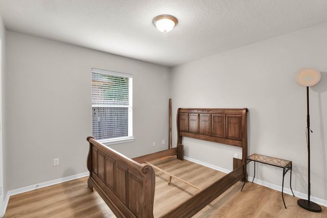 12609 Dover Drive, Montgomery, TX 77356