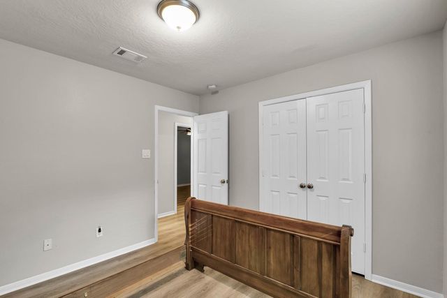 12609 Dover Drive, Montgomery, TX 77356