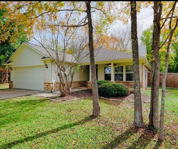 12609 Dover Drive, Montgomery, TX 77356