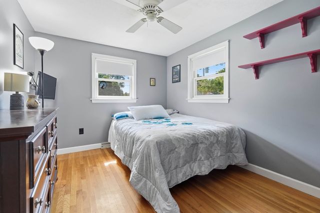 14 Briscoe Rd, Groveland, MA 01834