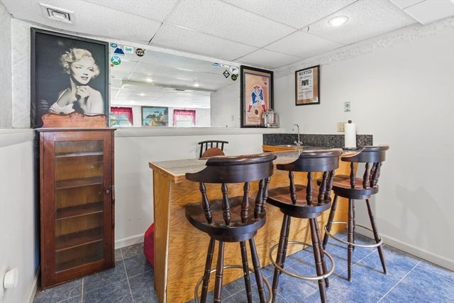 14 Briscoe Rd, Groveland, MA 01834