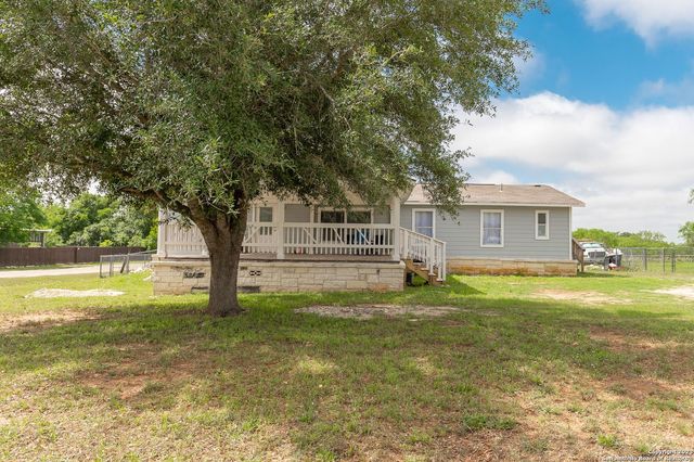 11746 haven estates, Adkins, TX 78101