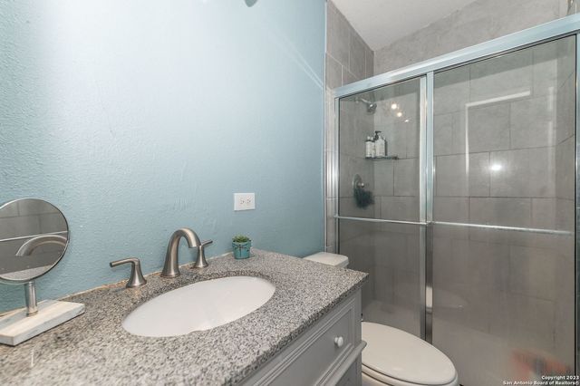 11746 haven estates, Adkins, TX 78101