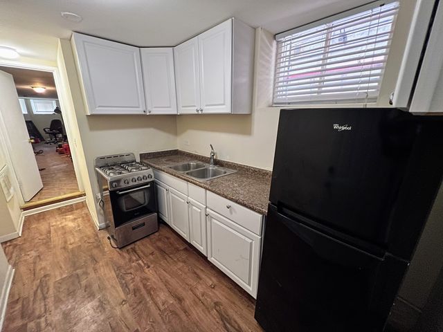 1028 W OAKDALE Avenue GF, Chicago, IL 60657