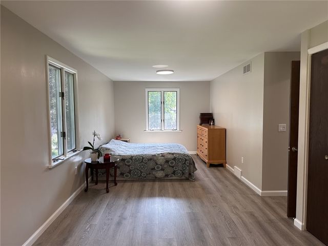 155 Kindlewood Lane, Irondequoit, NY 14617
