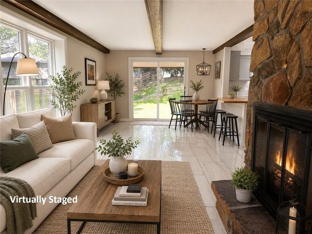155 Kindlewood Lane, Irondequoit, NY 14617