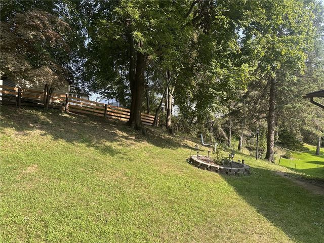 155 Kindlewood Lane, Irondequoit, NY 14617