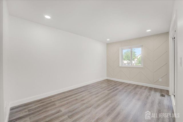 17 Emerald Lane, Old Bridge, NJ 08857