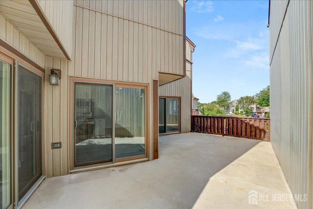 17 Emerald Lane, Old Bridge, NJ 08857