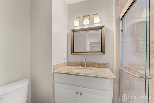 17 Emerald Lane, Old Bridge, NJ 08857