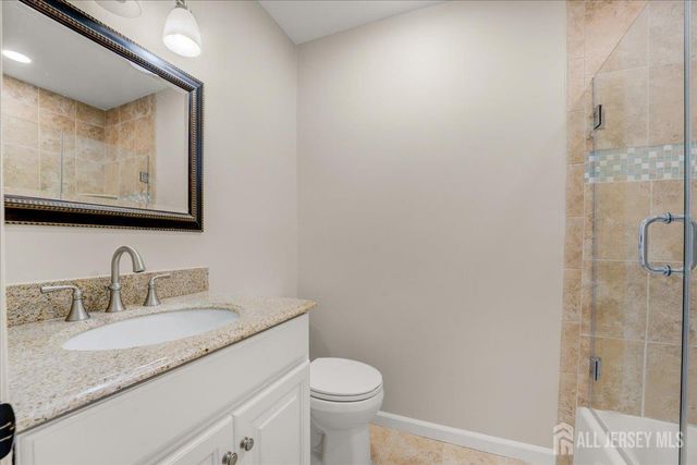 17 Emerald Lane, Old Bridge, NJ 08857