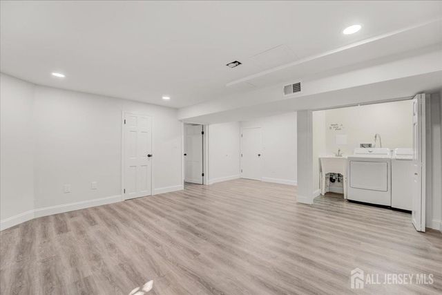 17 Emerald Lane, Old Bridge, NJ 08857