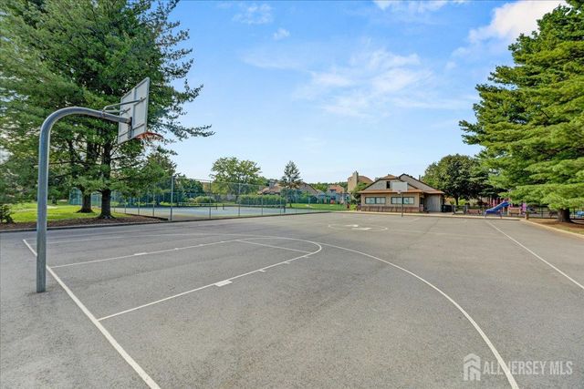 17 Emerald Lane, Old Bridge, NJ 08857