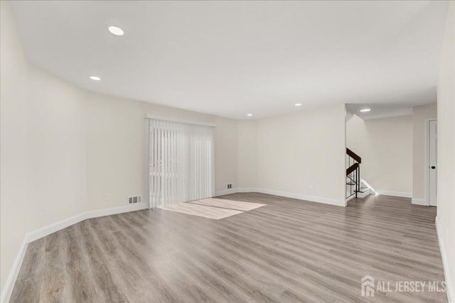 17 Emerald Lane, Old Bridge, NJ 08857