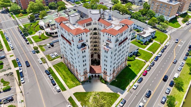 400 Deal Lake Drive, 3J, Asbury Park, NJ 07712