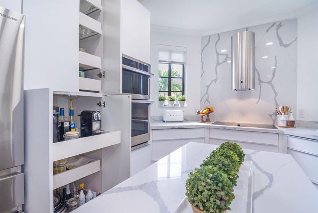 1687 Passion Vine Circle 1687, Weston, FL 33326