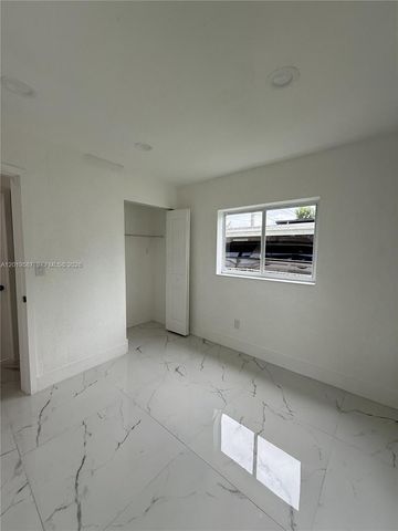 20211 NW 42nd Ave, Miami Gardens, FL 33055
