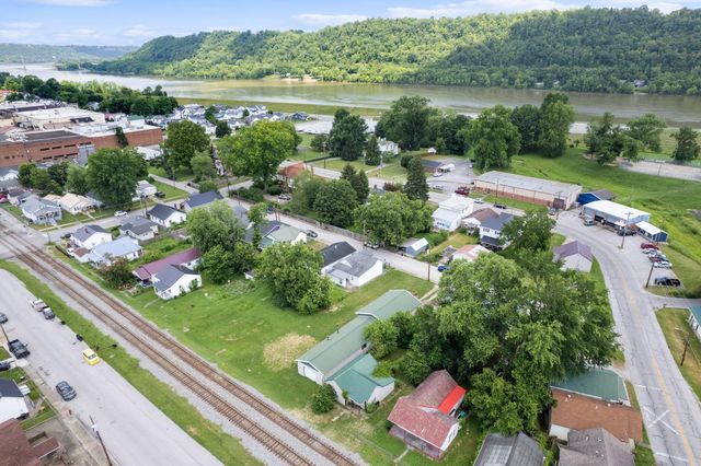 1418 Chester Street, Maysville, KY 41056