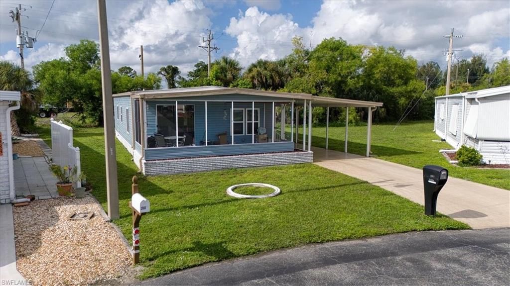 2984 Longview LN, NORTH FORT MYERS, FL 33917 — photo 2