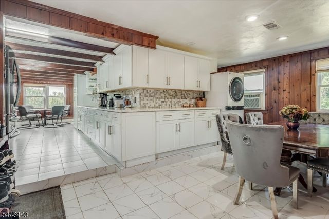 145 Perryville Rd, Union Twp., NJ 08827
