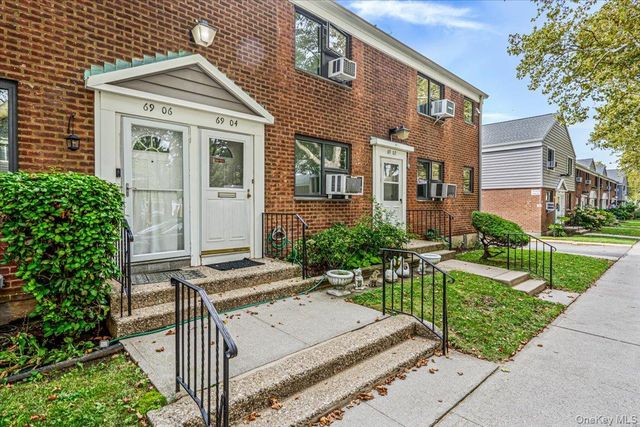 69-04 218th Street Duplex, Bayside, NY 11364