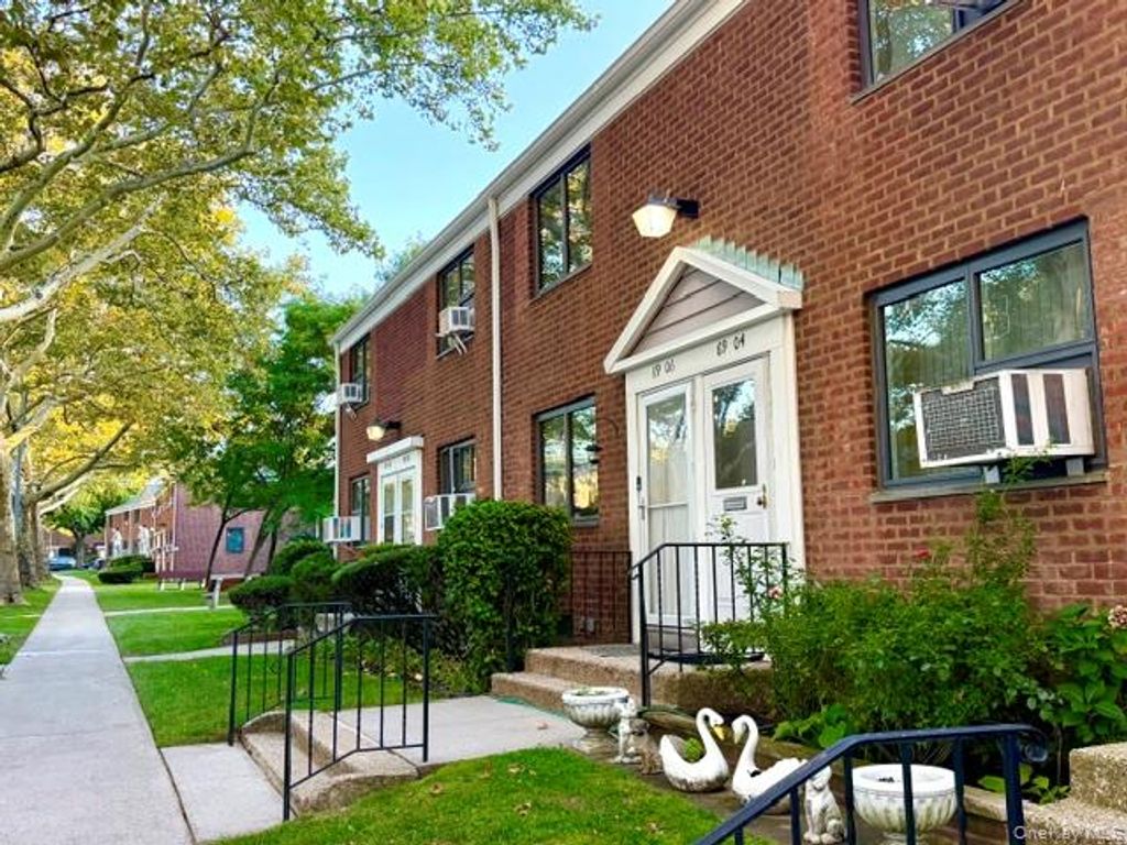 69-04 218th Street Duplex, Bayside, NY 11364 — photo 2