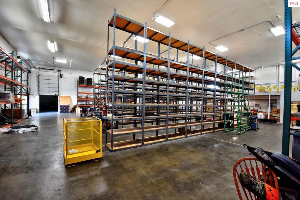 900 Kootenai Cutoff Rd, Ponderay, ID 83852 photo 16