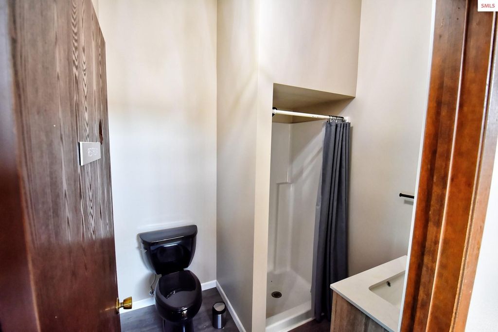 900 Kootenai Cutoff Rd, Ponderay, ID 83852 photo 21