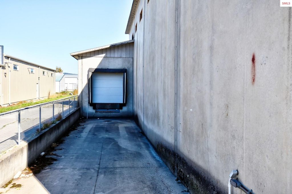 900 Kootenai Cutoff Rd, Ponderay, ID 83852 photo 24