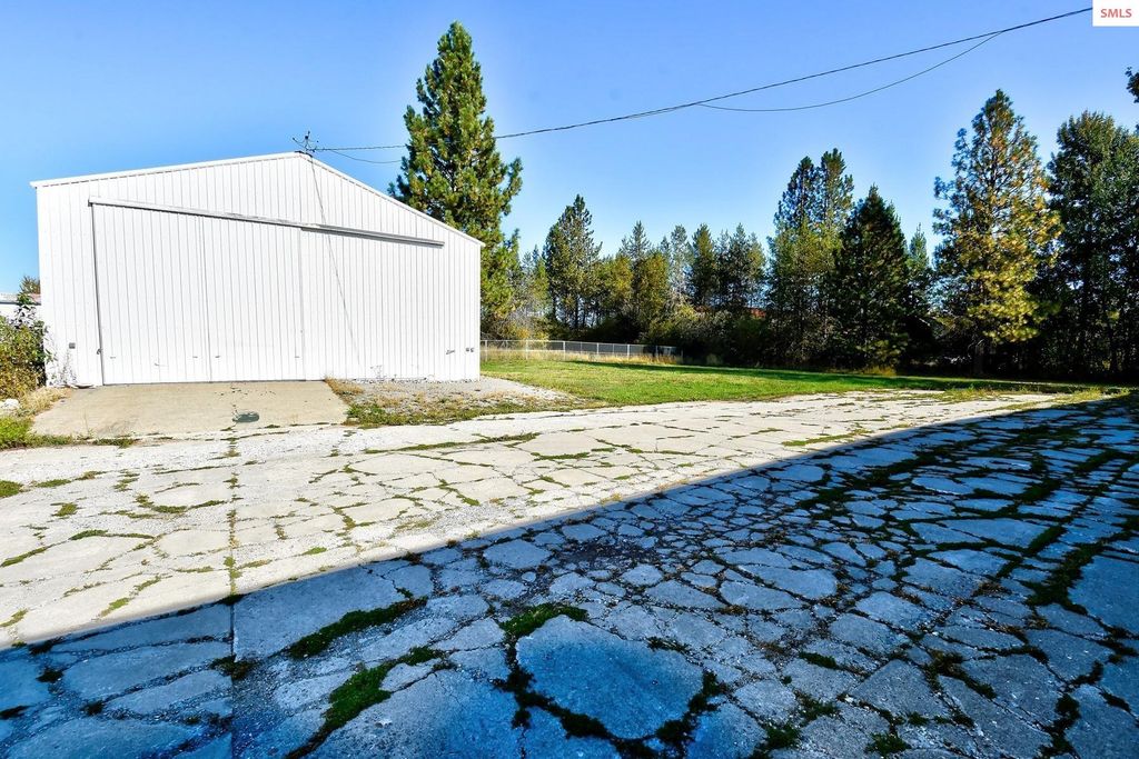 900 Kootenai Cutoff Rd, Ponderay, ID 83852 photo 26