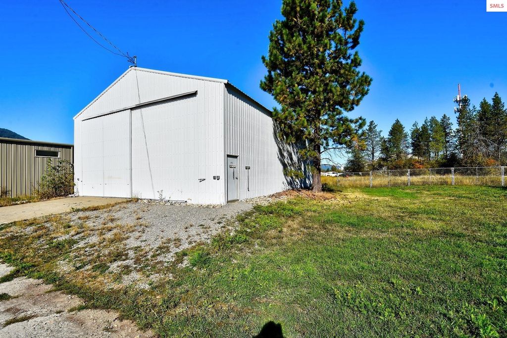 900 Kootenai Cutoff Rd, Ponderay, ID 83852 photo 27