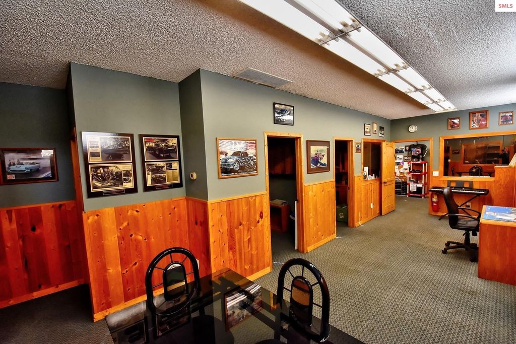 900 Kootenai Cutoff Rd, Ponderay, ID 83852 photo 5