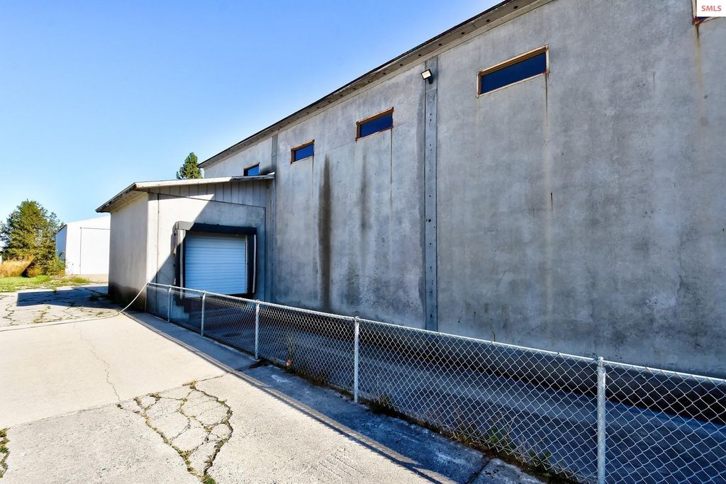 900 Kootenai Cutoff Rd, Ponderay, ID 83852 photo 7