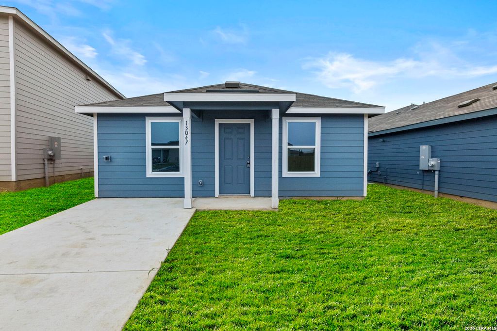 13047 Lake Fryer, St Hedwig, TX 78152