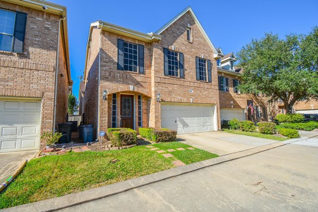 3206 E Park At Beverly Hills, Houston, TX 77057