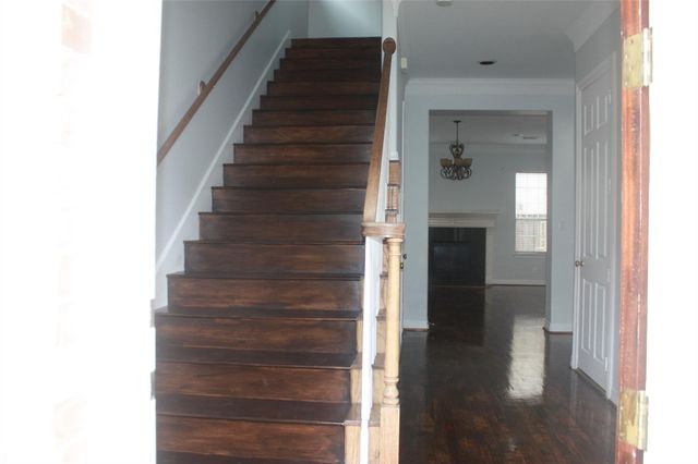 3206 E Park At Beverly Hills, Houston, TX 77057