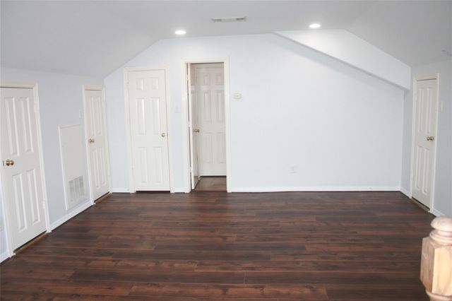 3206 E Park At Beverly Hills, Houston, TX 77057