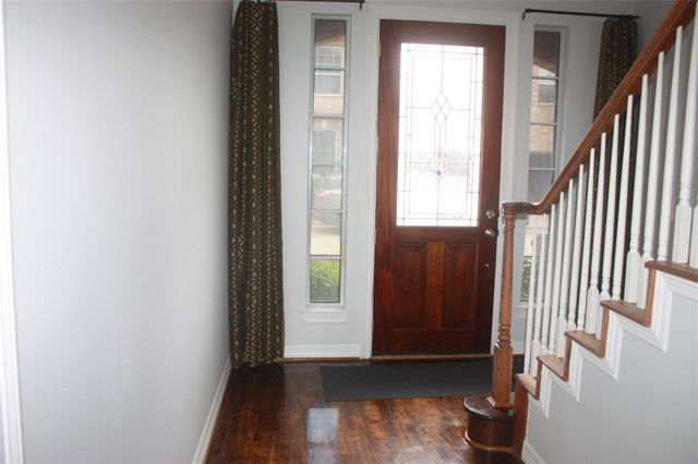 3206 E Park At Beverly Hills, Houston, TX 77057