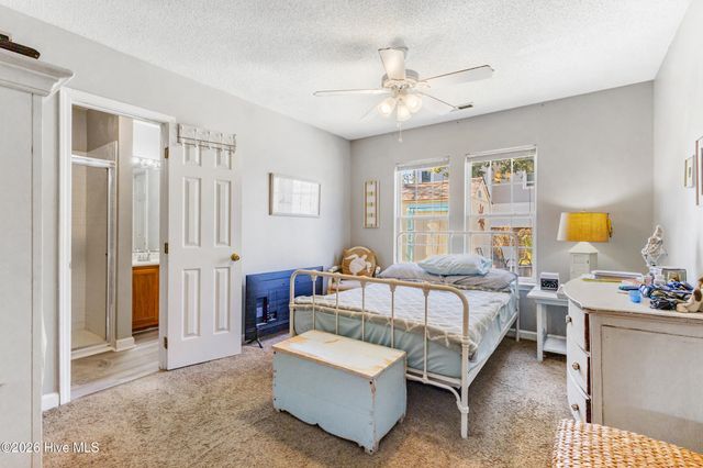 902 Fifth Street S, Carolina Beach, NC 28428