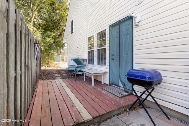 902 Fifth Street S, Carolina Beach, NC 28428