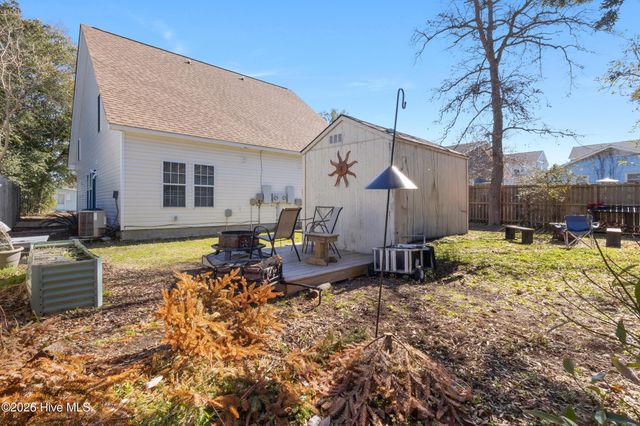 902 Fifth Street S, Carolina Beach, NC 28428