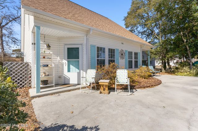 902 Fifth Street S, Carolina Beach, NC 28428