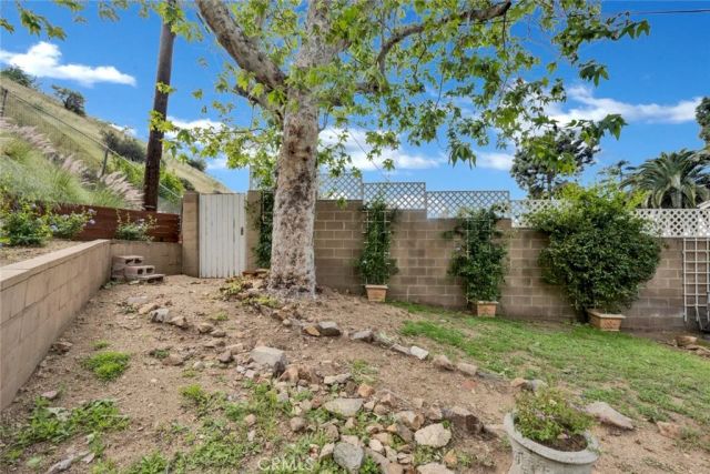 8520 Springford Drive, Sun Valley, CA 91352