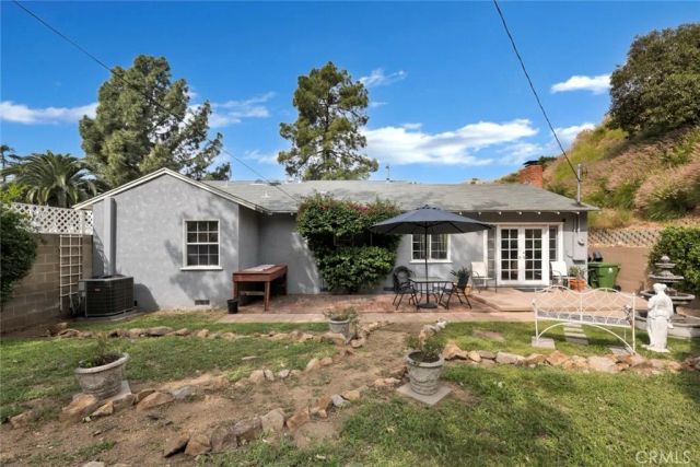 8520 Springford Drive, Sun Valley, CA 91352