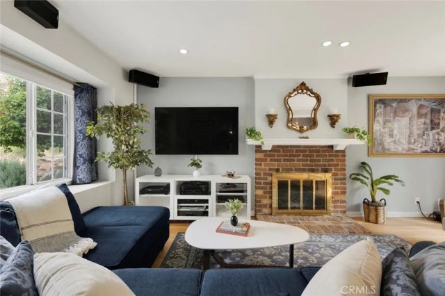 8520 Springford Drive, Sun Valley, CA 91352