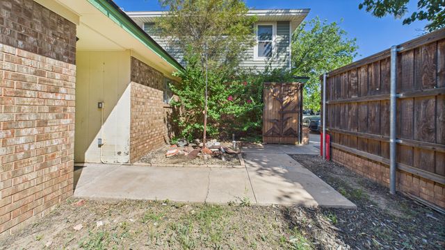 5719 2nd Street, Lubbock, TX 79416