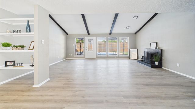 5719 2nd Street, Lubbock, TX 79416