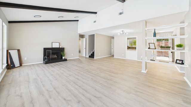 5719 2nd Street, Lubbock, TX 79416