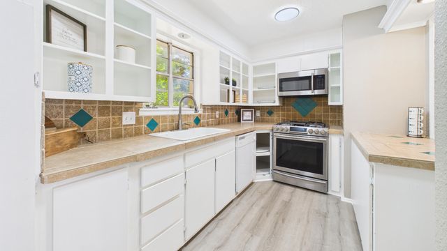 5719 2nd Street, Lubbock, TX 79416