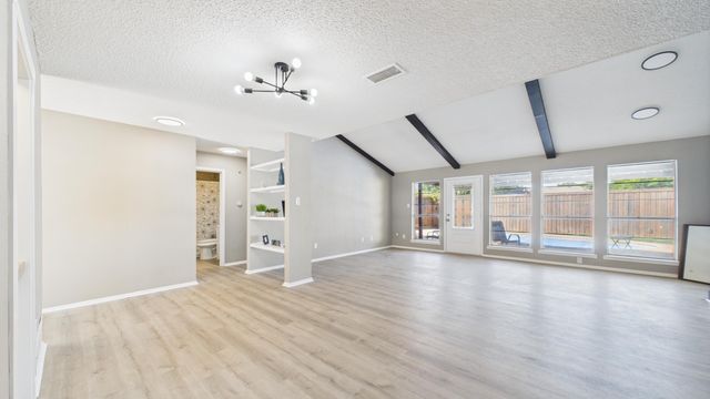 5719 2nd Street, Lubbock, TX 79416